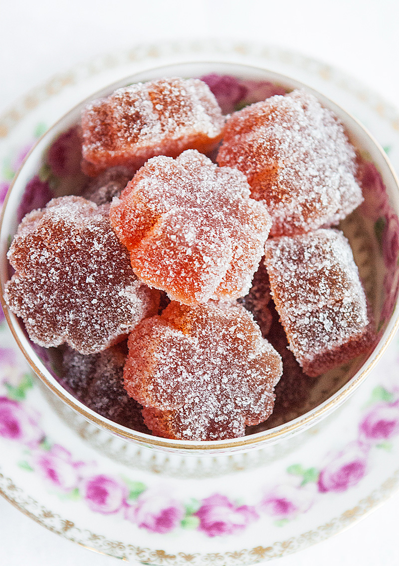 Gelégodis med jordgubb