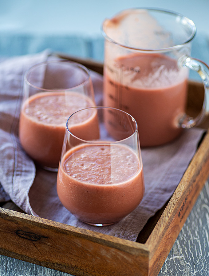 Energidrink med tranbär och avokado