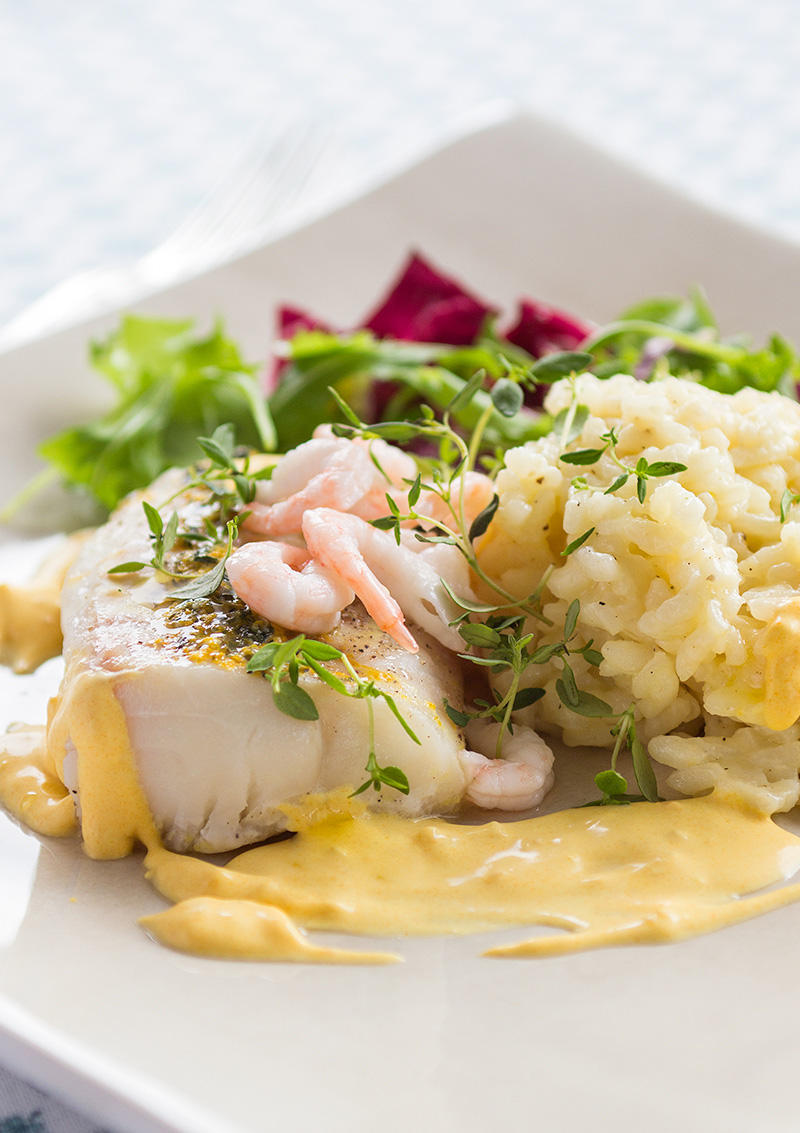 Apelsinfisk med timjan, saffranssås och risotto