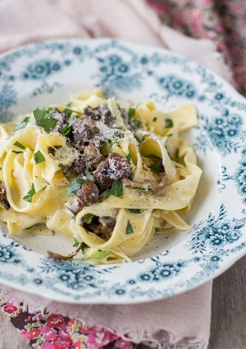 Höstig pasta med svamp och mascarpone